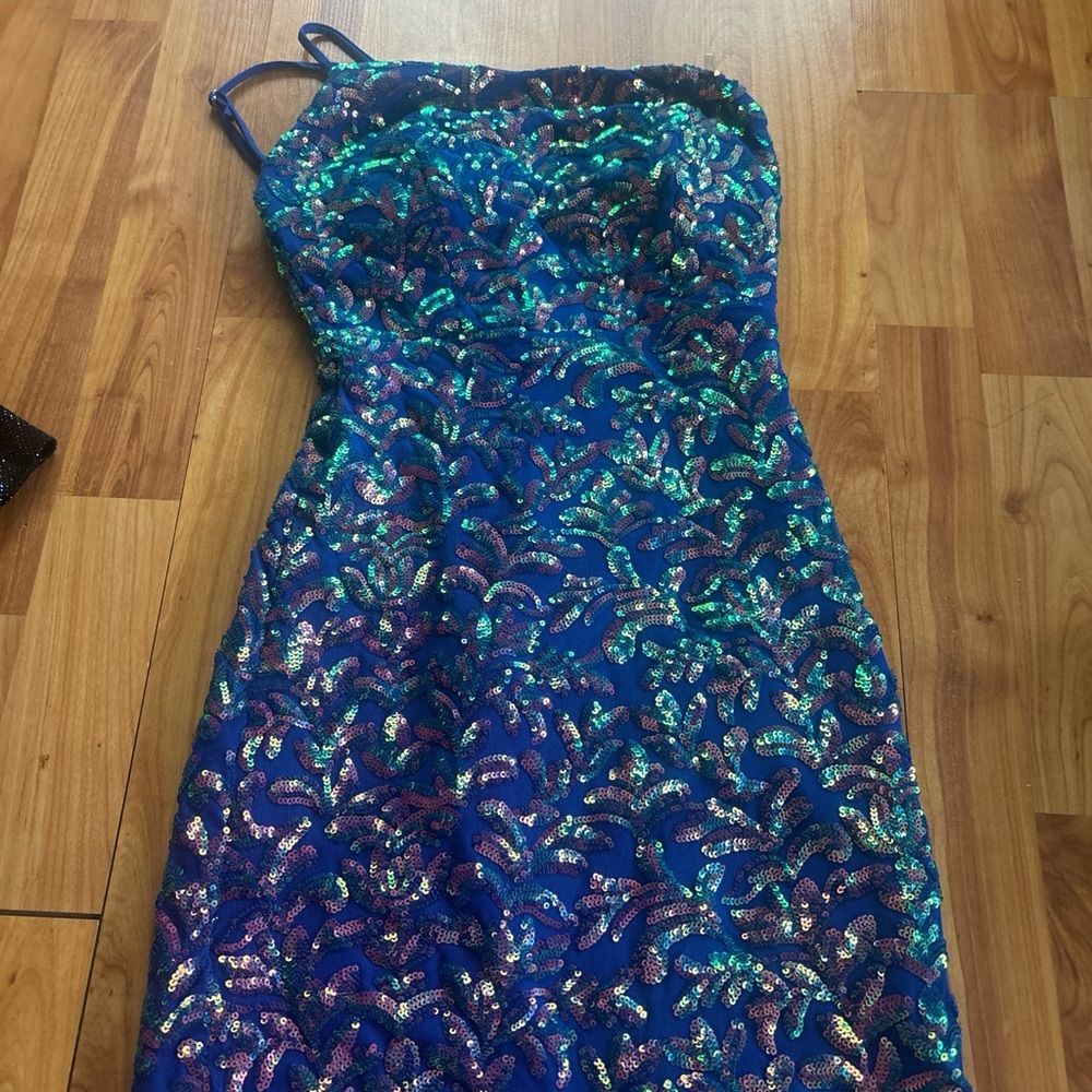 Elegant Blue Sequin Dress